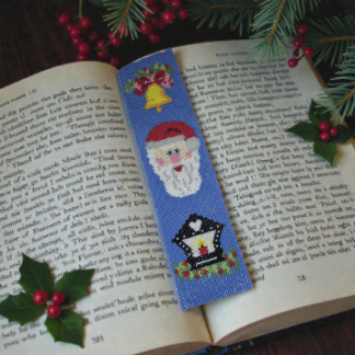 Weihnachtliches Perlen-Lesezeichen Xmas in Brick Stitch mit Weihnachtsmann, Glocke und Laterne